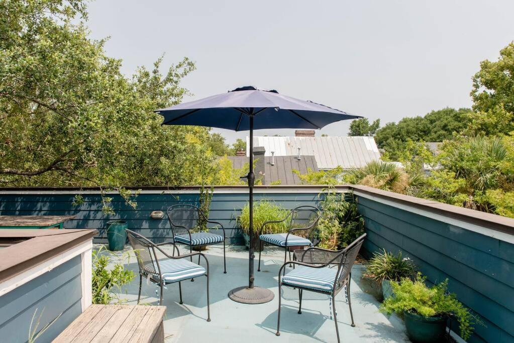 Elegant Sunlit Home With Private Rooftop Oasis Charleston Exterior foto