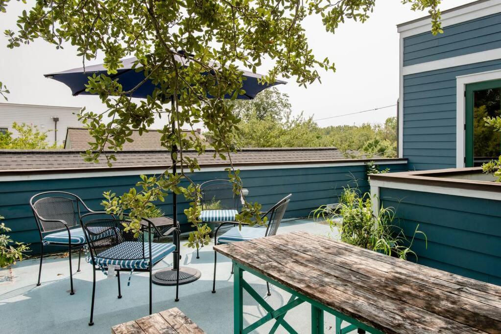 Elegant Sunlit Home With Private Rooftop Oasis Charleston Exterior foto